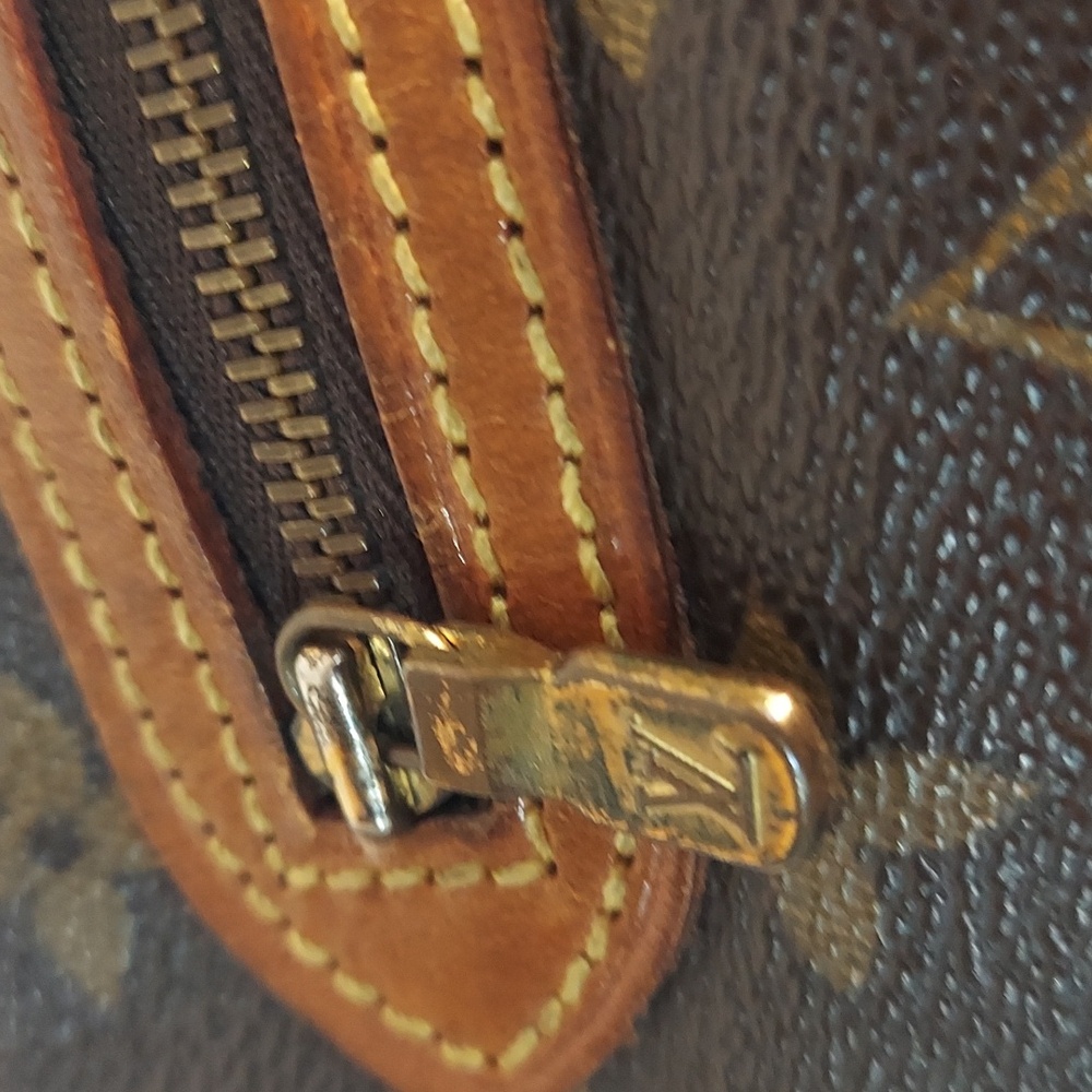 LOUIS VUITTON Marly Dragonne GM Clutch Hand Bag Monogram Brown - Picture 9 of 14